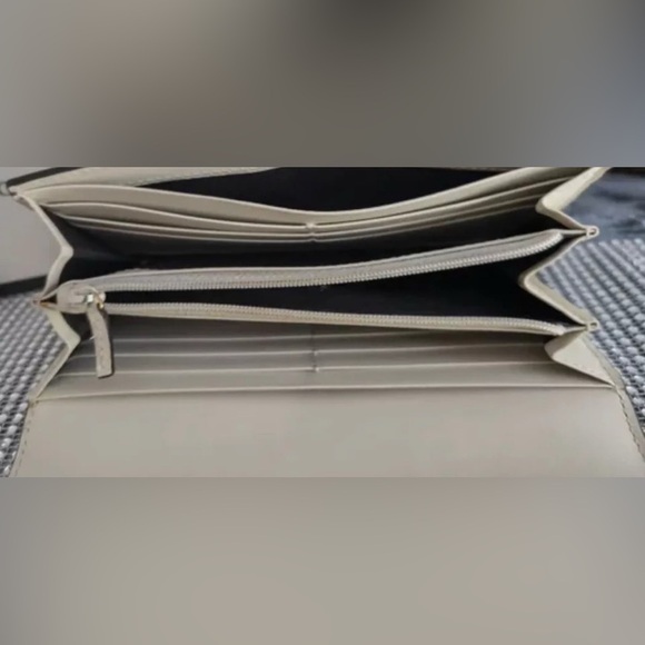 Gucci Sylvie Leather Webbed Long Wallet - Picture 10 of 15